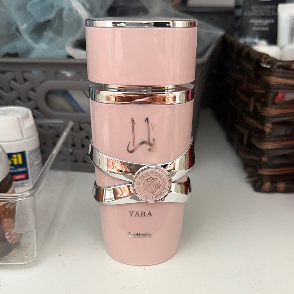 Yara Pink Perfume by Lattafa